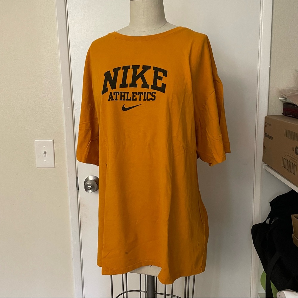Nike orange oversized tee Size XXL